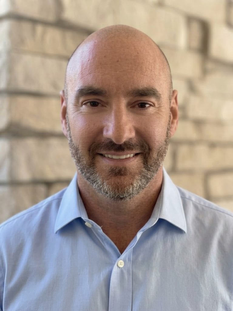 Ash Simpson, mortgage broker